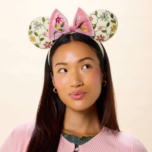BaubleBar Floral Embroidered Headband with Pink Bow
